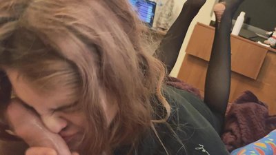 Gorĝa diko, ŝiriĝinta kalsonŝtrumpoj kaj ŝiritaj kalkanoj agrable renkonti